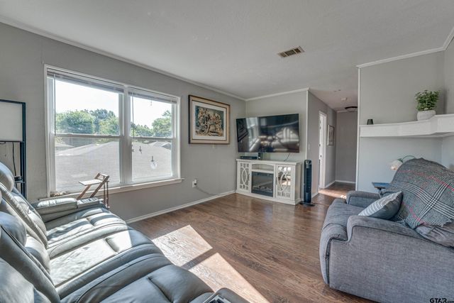 261 Harbor Dr, Gun Barrel City, TX 75156