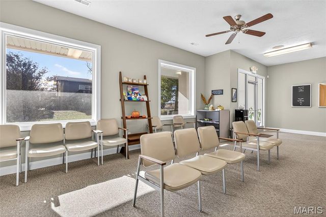 160 Westmount Drive, Farmington, MO 63640