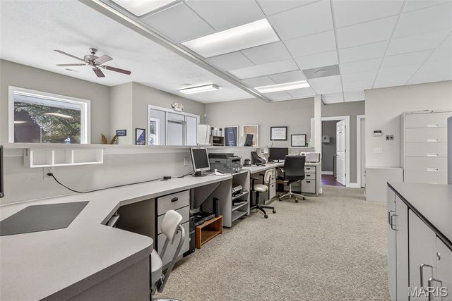 160 Westmount Drive, Farmington, MO 63640