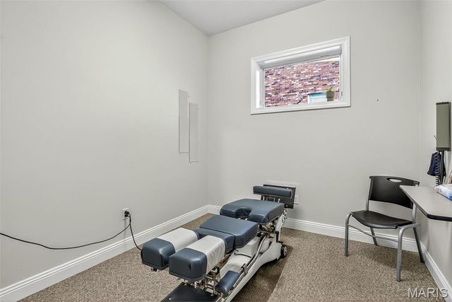 160 Westmount Drive, Farmington, MO 63640