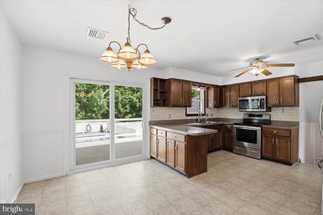 71 CIRCLE DR, Ephrata, PA 17522