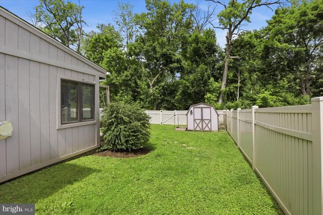 71 CIRCLE DR, Ephrata, PA 17522