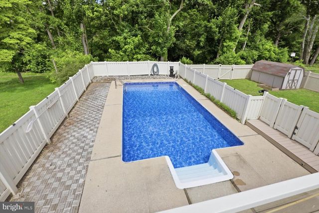 71 CIRCLE DR, Ephrata, PA 17522
