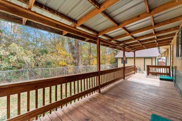 602 Legendary Lane, Gun Barrel City, TX 75156