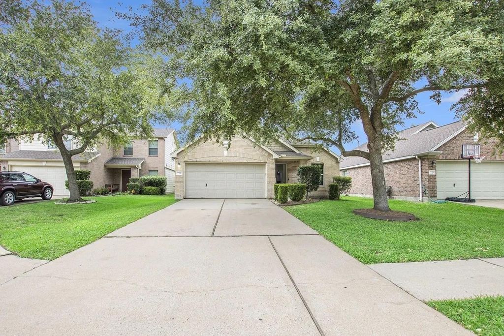 7719 Serene Wood Lane, Cypress, TX 77433