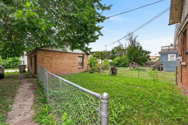 4751 N 34th STREET, Milwaukee, WI 53209