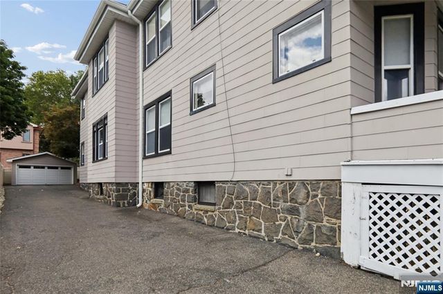 290 Columbia Avenue, Fort Lee, NJ 07024