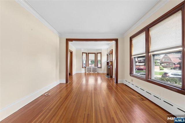 290 Columbia Avenue, Fort Lee, NJ 07024