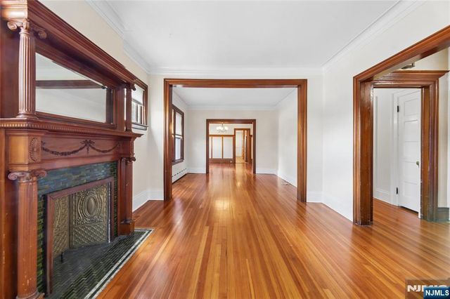 290 Columbia Avenue, Fort Lee, NJ 07024