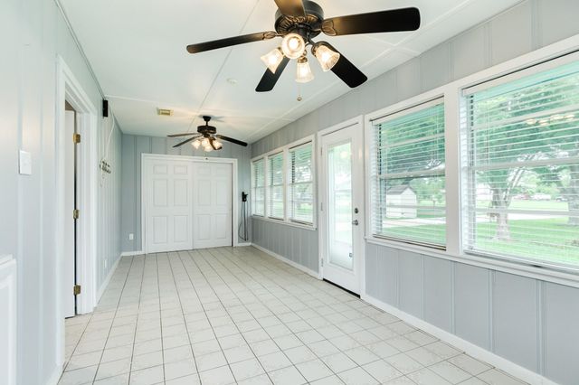 127 Bastrop Bayou Drive, Angleton, TX 77515