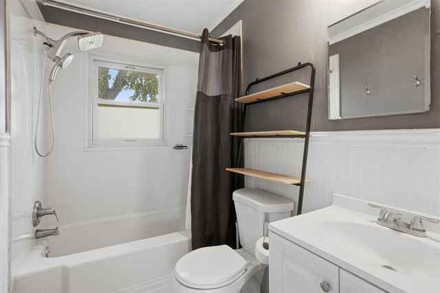 28604 Bohn Street, Roseville, MI 48066