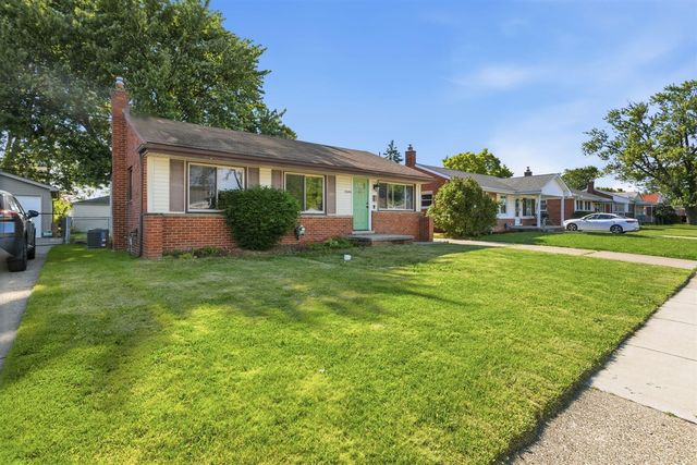28604 Bohn Street, Roseville, MI 48066