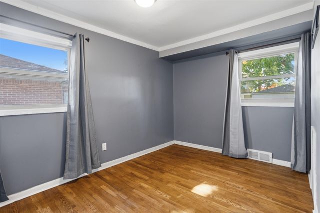 28604 Bohn Street, Roseville, MI 48066