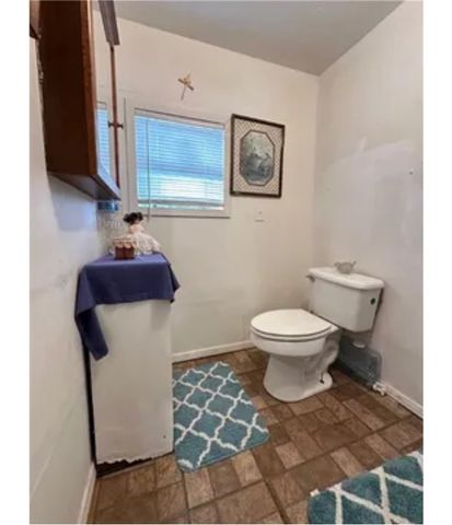 919 W Avenue G Ave, Kingsville, TX 78363