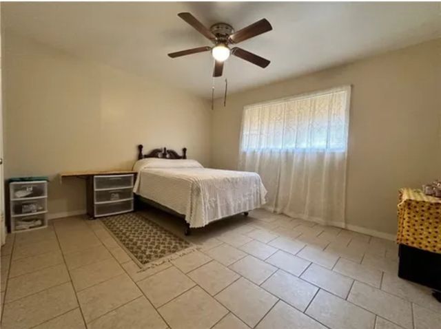 919 W Avenue G Ave, Kingsville, TX 78363