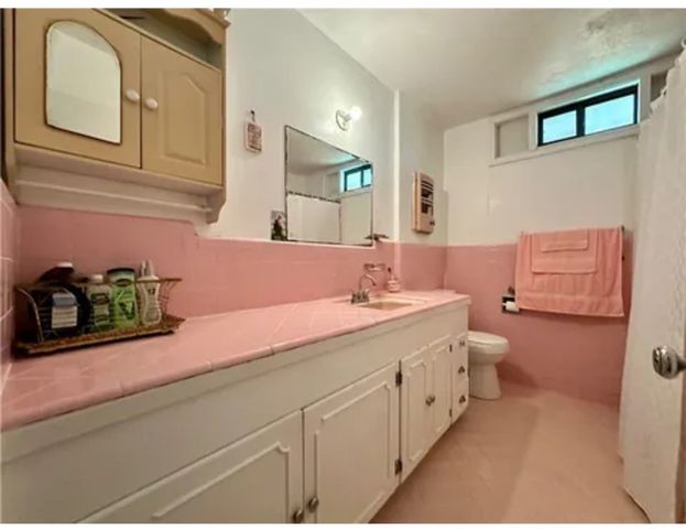 919 W Avenue G Ave, Kingsville, TX 78363