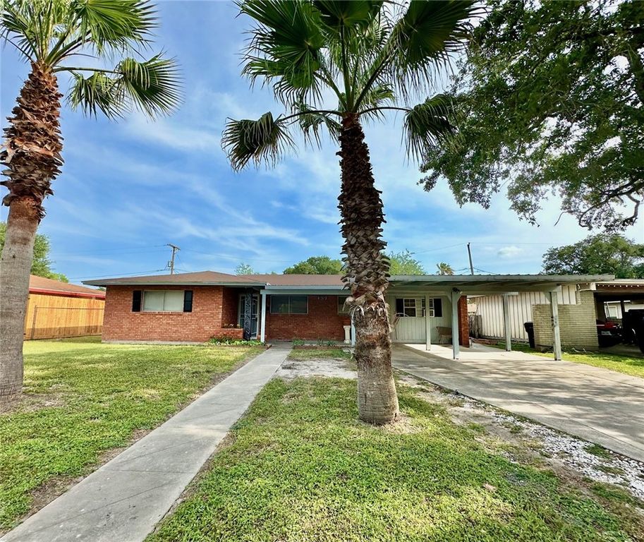 919 W Avenue G Ave, Kingsville, TX 78363