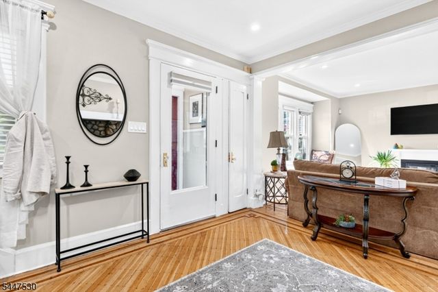 39 Overlook Ave, West Orange Twp., NJ 07052