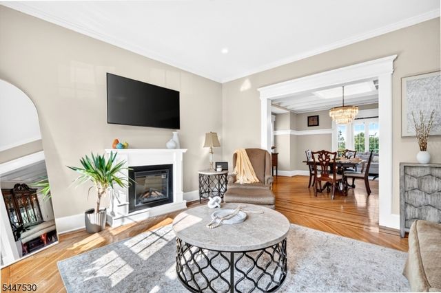 39 Overlook Ave, West Orange Twp., NJ 07052