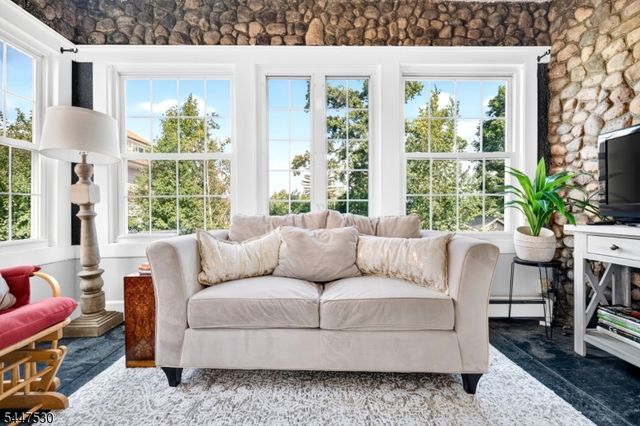 39 Overlook Ave, West Orange Twp., NJ 07052