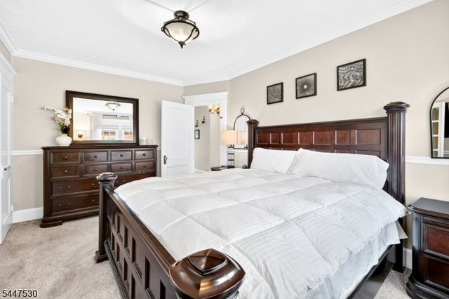 39 Overlook Ave, West Orange Twp., NJ 07052