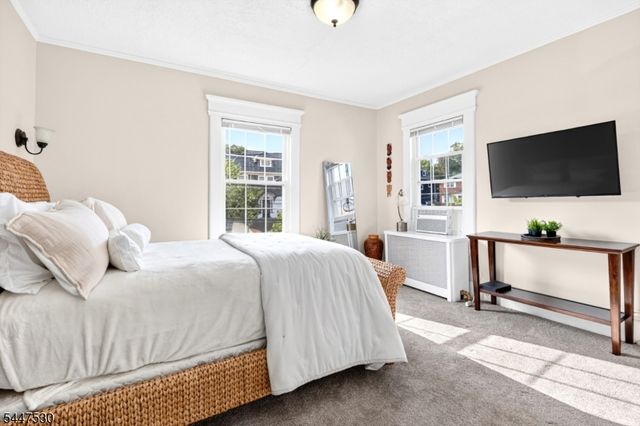 39 Overlook Ave, West Orange Twp., NJ 07052