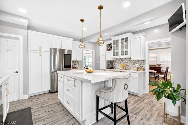39 Overlook Ave, West Orange Twp., NJ 07052