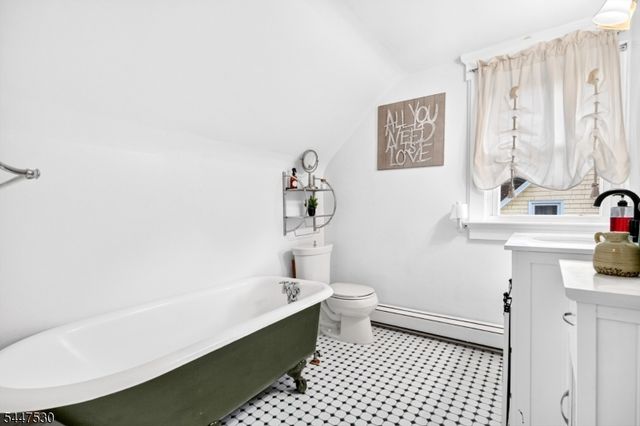 39 Overlook Ave, West Orange Twp., NJ 07052