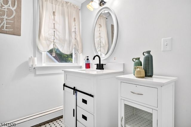 39 Overlook Ave, West Orange Twp., NJ 07052