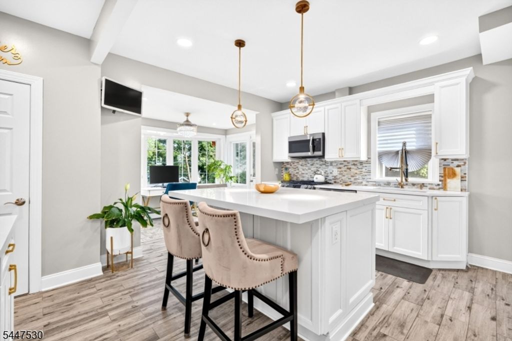 39 Overlook Ave, West Orange Twp., NJ 07052