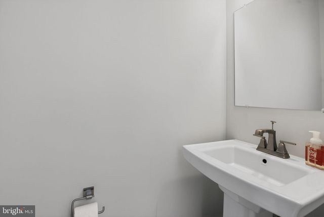 1575 LOWMAN ST, Baltimore, MD 21230