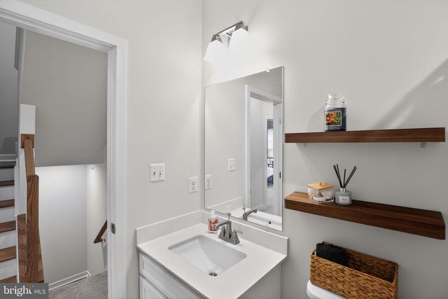 1575 LOWMAN ST, Baltimore, MD 21230