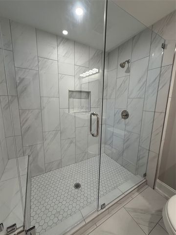 1715 Alaska Avenue, Dallas, TX 75216