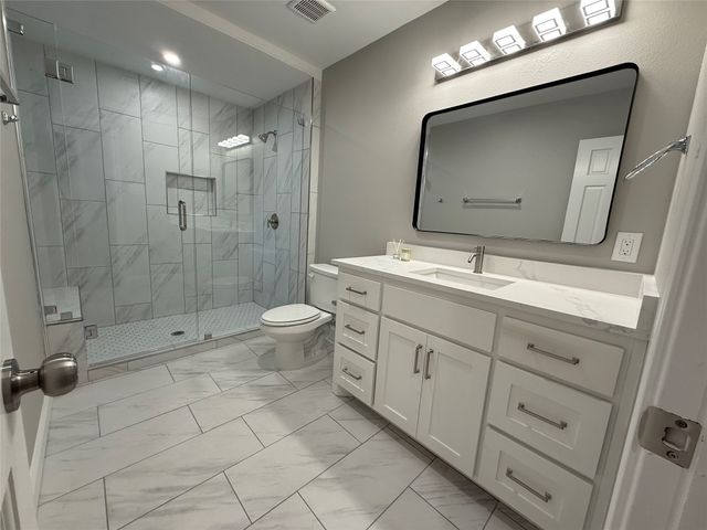 1715 Alaska Avenue, Dallas, TX 75216