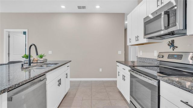 1841 CRINKLE LEAF COURT, Ruskin, FL 33570