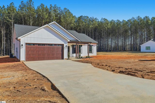 908 Beaverdam Road, Williamston, SC 29697