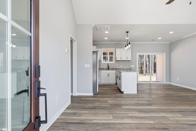 908 Beaverdam Road, Williamston, SC 29697