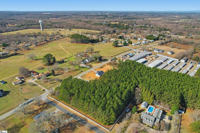 908 Beaverdam Road, Williamston, SC 29697