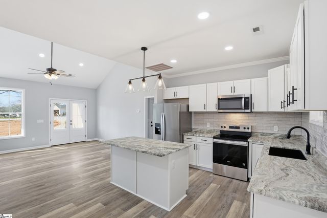 908 Beaverdam Road, Williamston, SC 29697