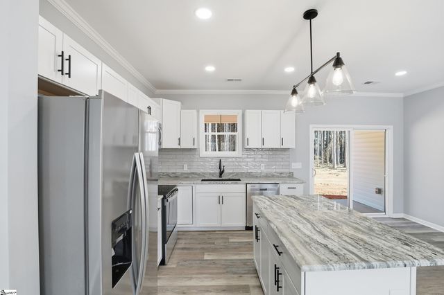 908 Beaverdam Road, Williamston, SC 29697