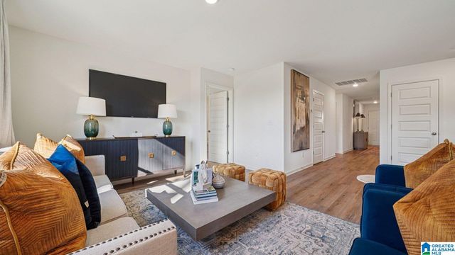 556 SADDLEWOOD BEND, Columbiana, AL 35051