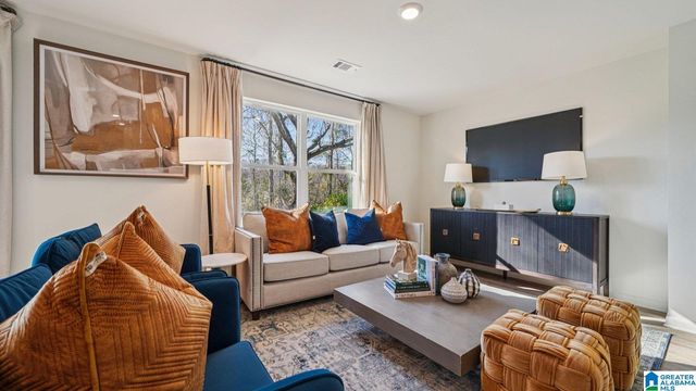 556 SADDLEWOOD BEND, Columbiana, AL 35051