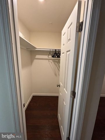 6005 EADS ST NE, Washington, DC 20019