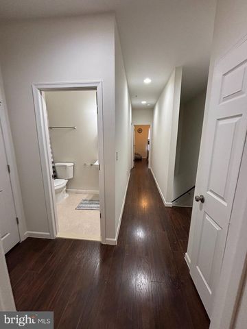 6005 EADS ST NE, Washington, DC 20019
