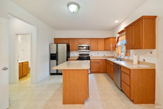 987 Marwyck Street, West Lafayette, IN 47906