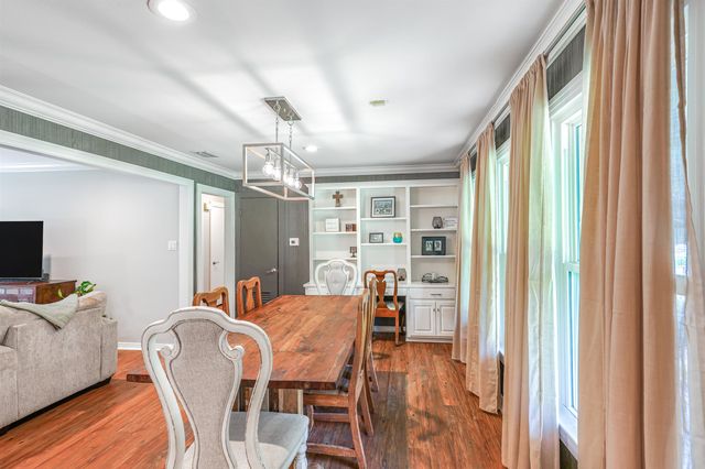1301 N High St., Longview, TX 75601