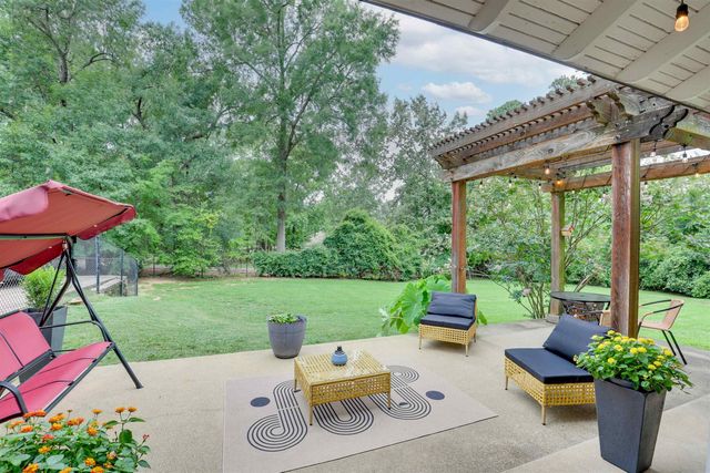 1301 N High St., Longview, TX 75601