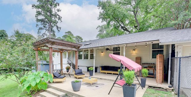 1301 N High St., Longview, TX 75601