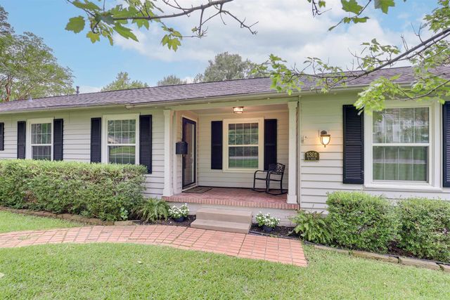 1301 N High St., Longview, TX 75601