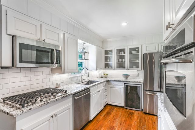 1301 N High St., Longview, TX 75601